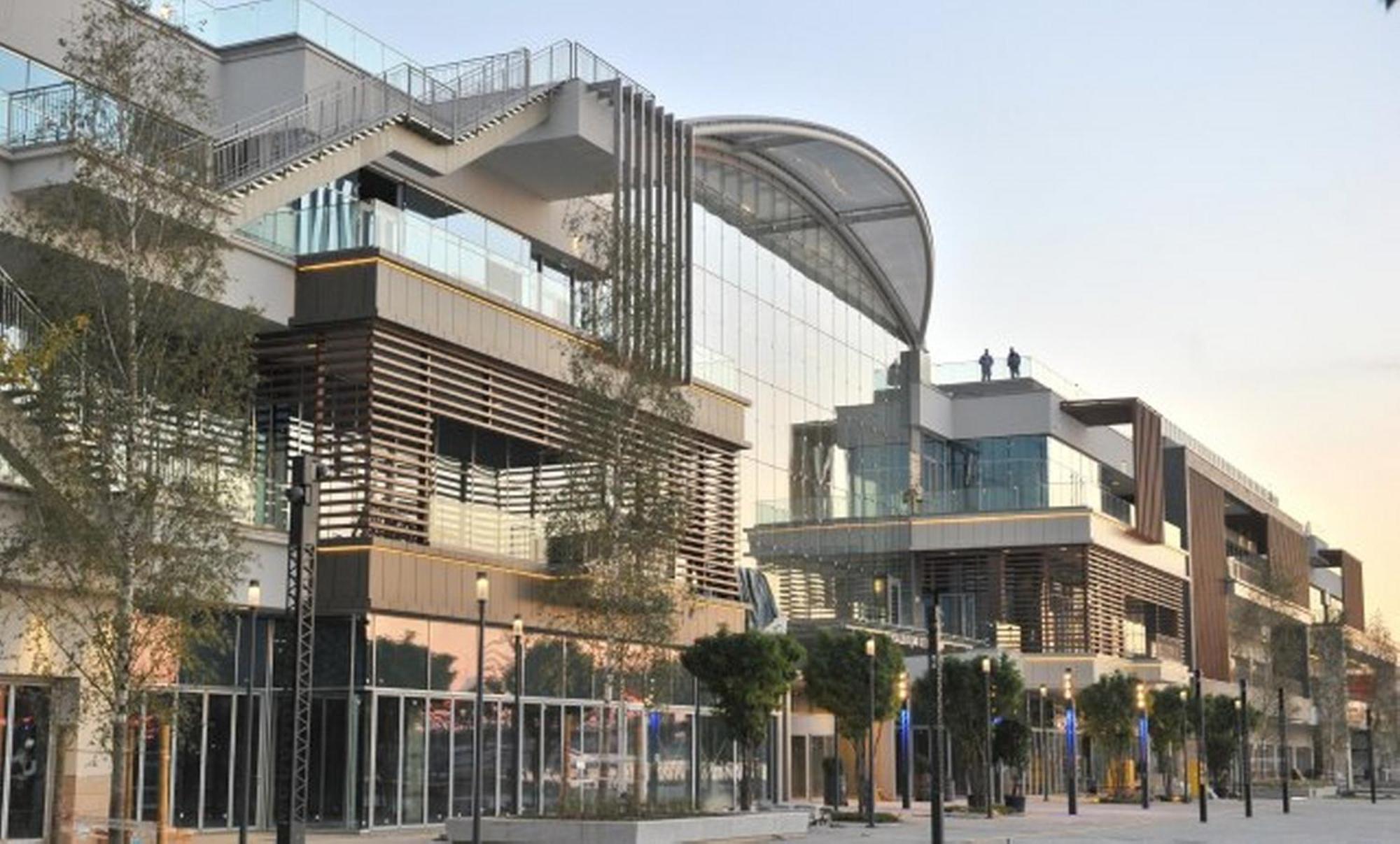 Waterfront By Business Belgrade