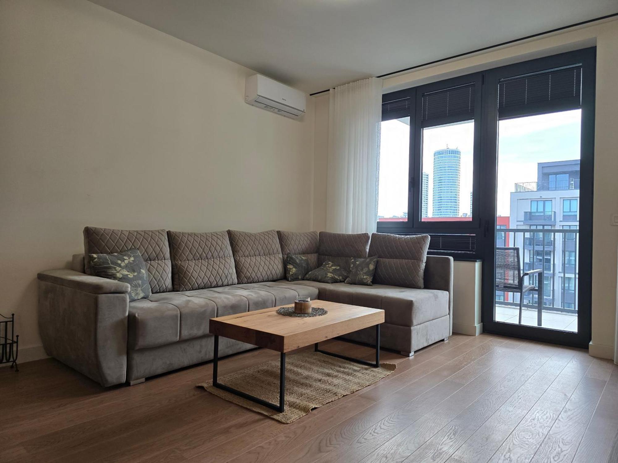 Apartment Waterfront By Business Belgrade